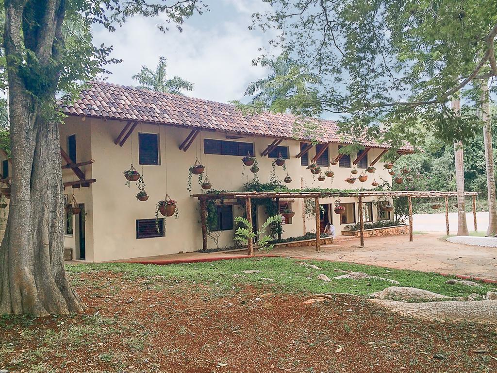 La Casa Del Mago Bed & Breakfast Уксмал Екстериор снимка